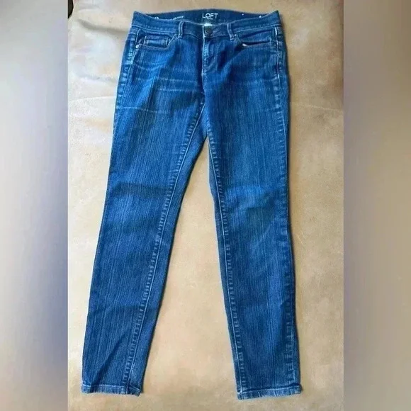 Women’s LOFT Modern Skinny Jeans Size 4 Petite - Picture 2 of 5